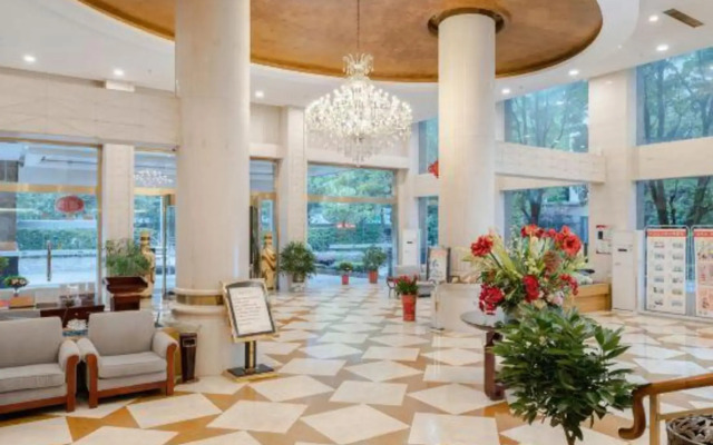 Swiss-Belhotel Lotus Lake Wuhan