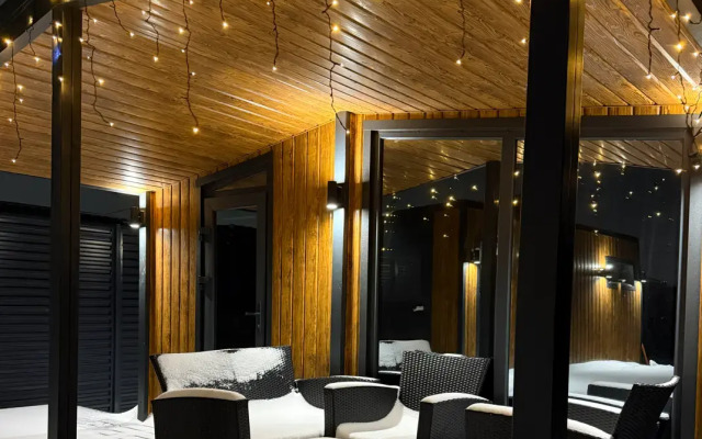 Коттедж на 817-й километре  7