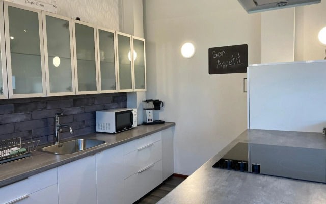 Hungerborg City Home