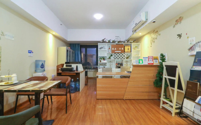 Youqu Apartment