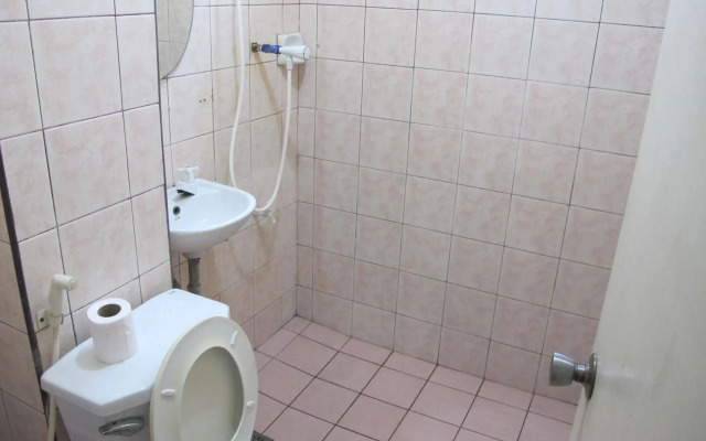 Pe're Aristo Guesthouse