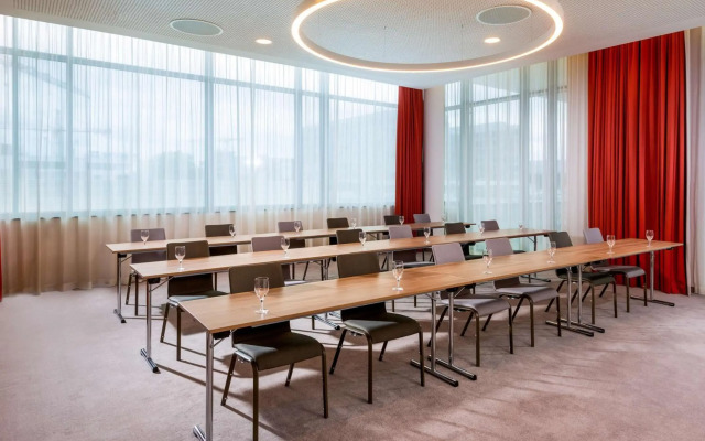 Mövenpick Hotel Stuttgart Messe & Congress