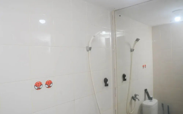 Comfy And Strategic 2Br At Bassura City Apartment