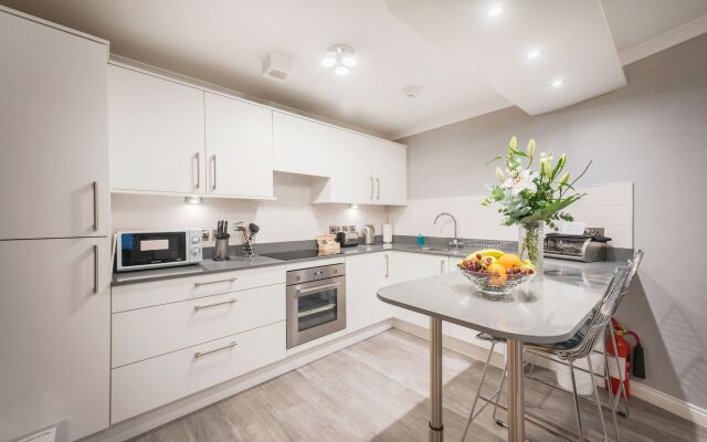 The Knight Residence Apartments by Mansley