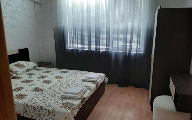 Azuro Aparthotel Sunny Beach