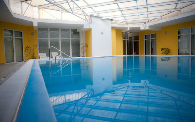 Arcus Residence
