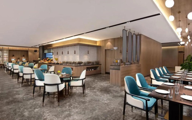 Rezen Hotel （Zhuhai HengQin Border and Exhibition Center Branch)