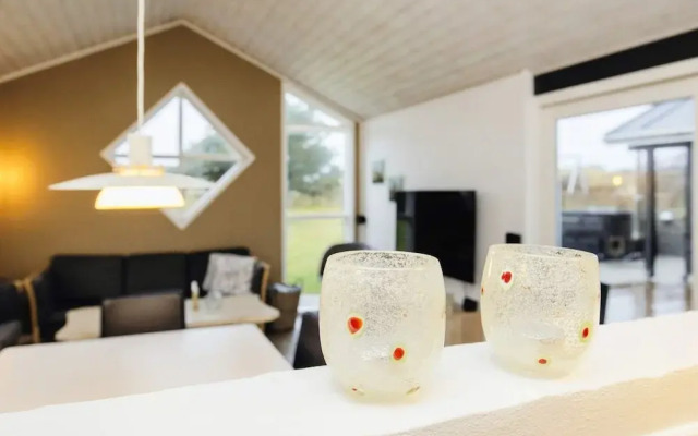 Stunning Holiday Home in Hirtshals with Hot Tub