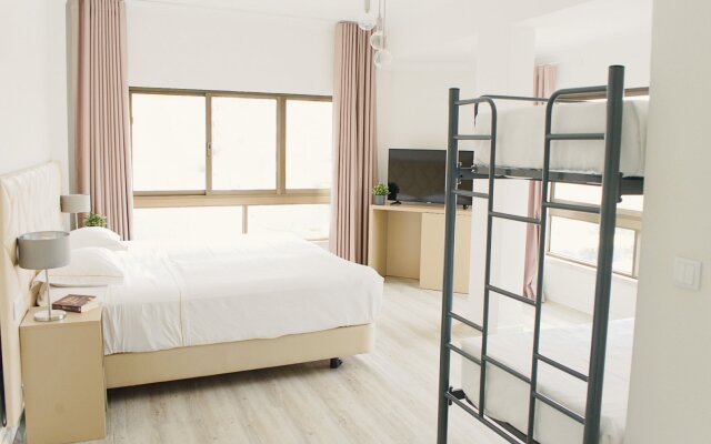 Hotel WOT Costa da Caparica