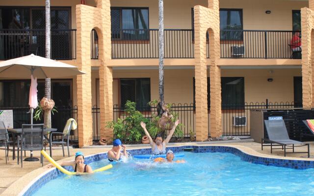 Oasis Inn Cairns
