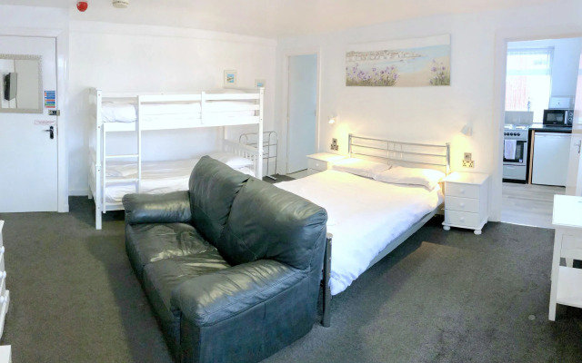 Empress Select Holiday Flats