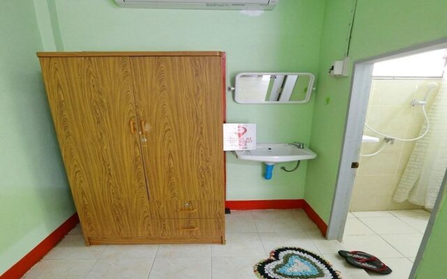 NIDA Rooms Jomthong 99 Kuangpao Silk