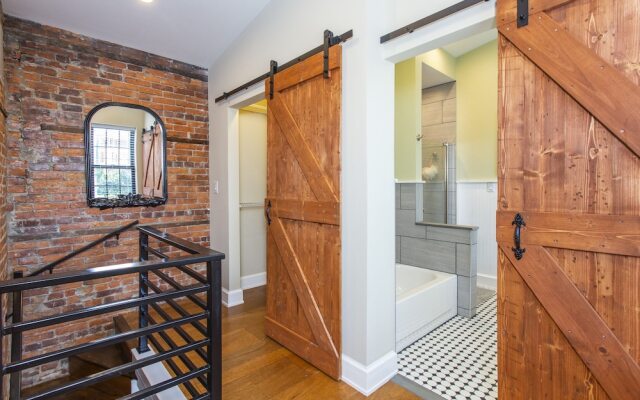 South Philly Dream Home - Live Like a Local