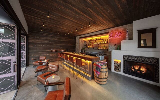 Texican Court, by Valencia Hotel Collection