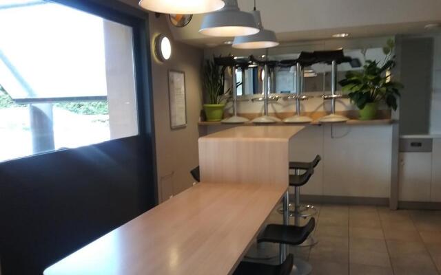 Hôtel F1 Tarbes