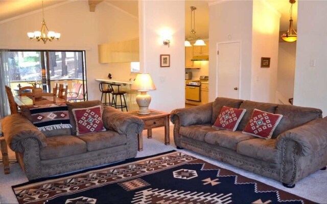 3364 Pine Hill - 2 Br Cabin