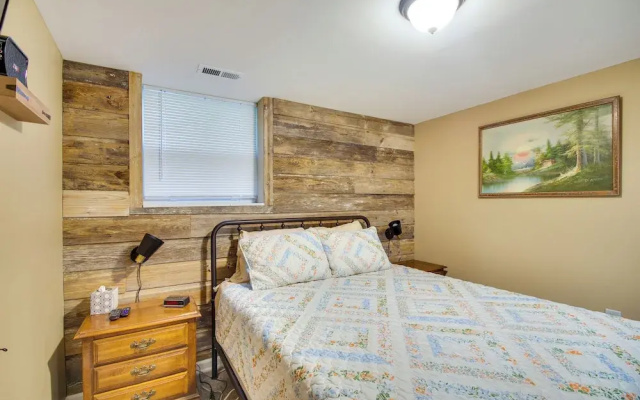 Charming Virginia Getaway Near Hiking & Golfing!