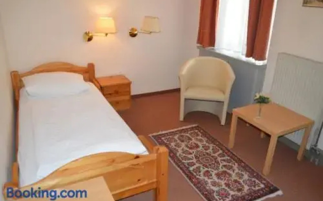 Hotel Pension Walzerstadt