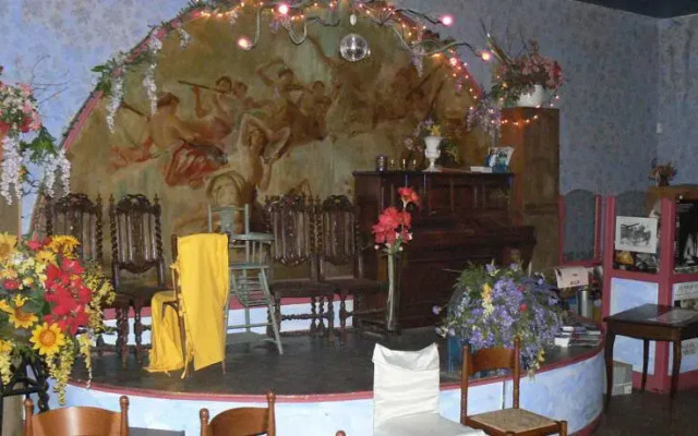 Hotel De France