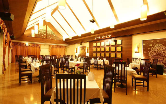 Laluna Hotel & Resort