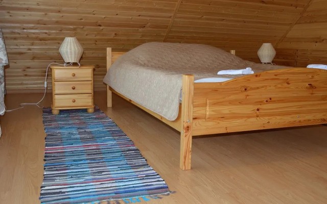 Загородный отель «Лесное озеро»