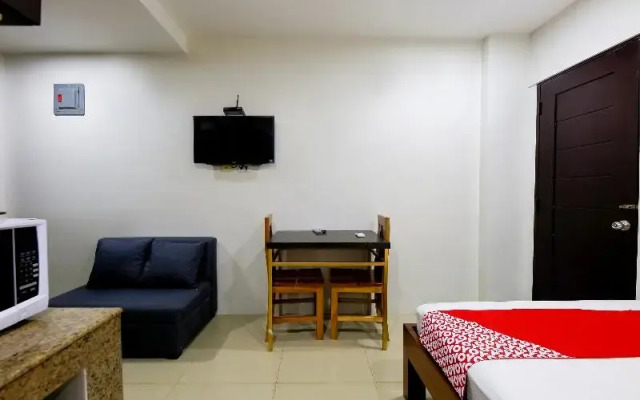 Dona Aurora Condotel by Oyo Rooms