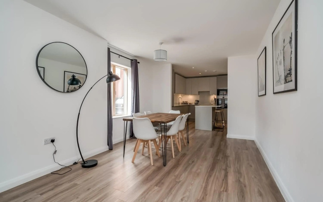 Modern Ground Floor Duplex Apartment