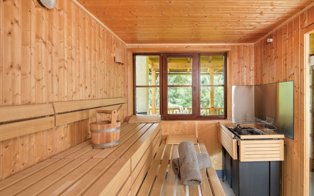 Lovely Apartment on the Ossiacher See With Wellness