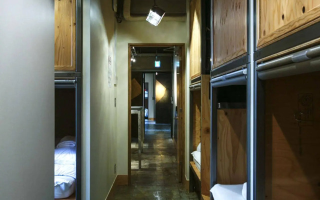 Wise Owl Hostels Tokyo