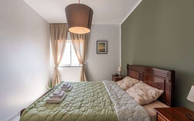 3 Bedroom Apartment with Amazing View