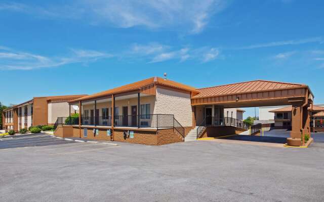 Best Western Center Pointe Inn