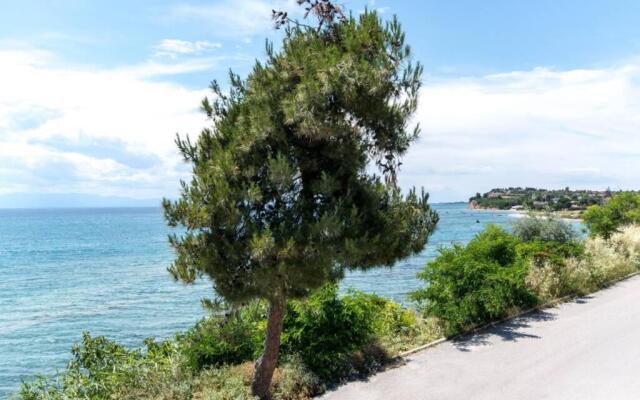 Seafront 2 bedrooms apartment
