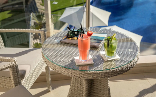 Caneiros Luxury House & Suites