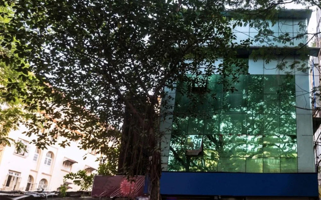 Hotel Plaza Mumbai