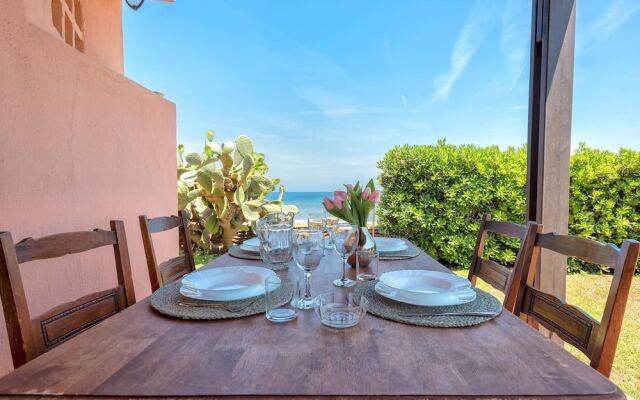 Villino Maja 2 Bedrooms Apartment in Stintino