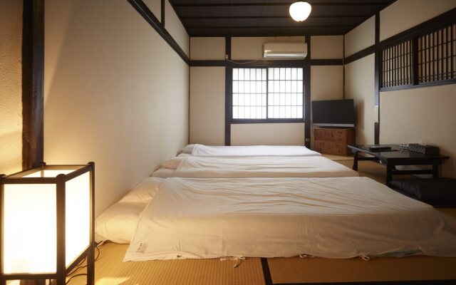 Takeyaso Inn