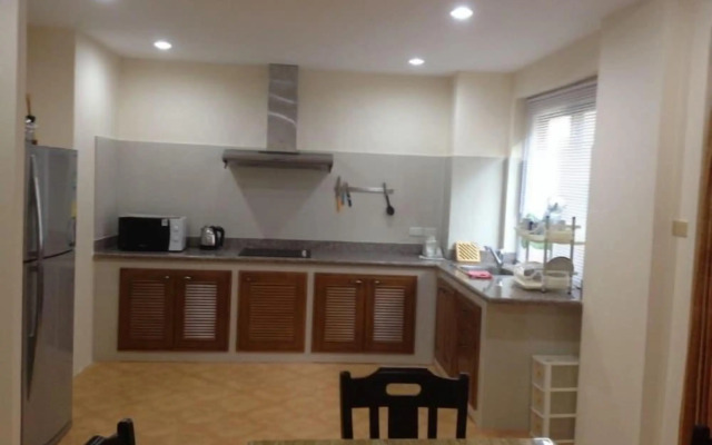 Baan Somprasong Apartment - Na Jomtien