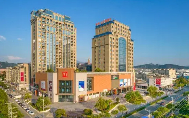 O.live Social Hotel (Zhangzhou Changtai Kaiyue Square)