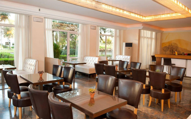 London Hotel