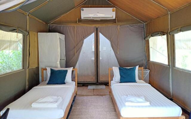 Naivacha Tent Koh Mak