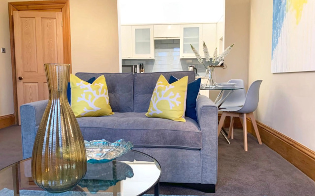 Forest Park Apartment