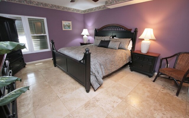 Pier House 402