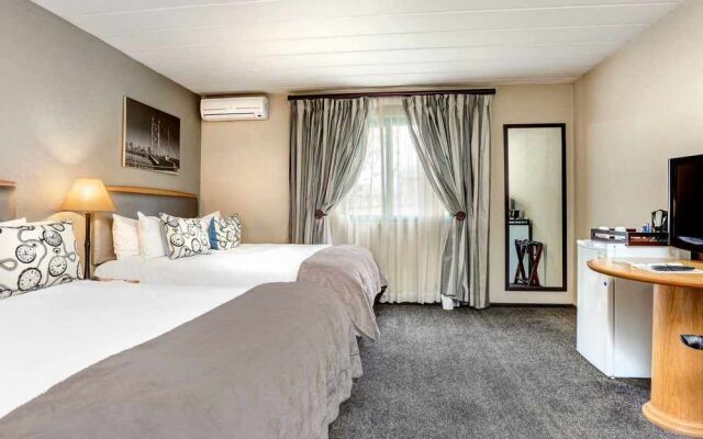 Protea Hotel by Marriott® Midrand Samrand