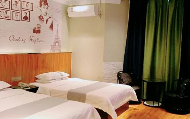 Blue Magpie Holiday Hotel