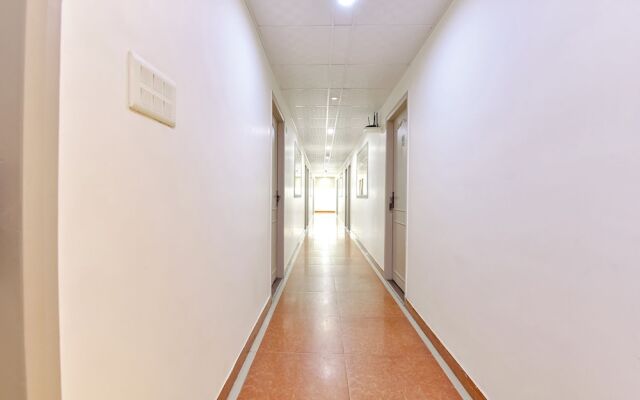 Fabhotel The Tulip Regency