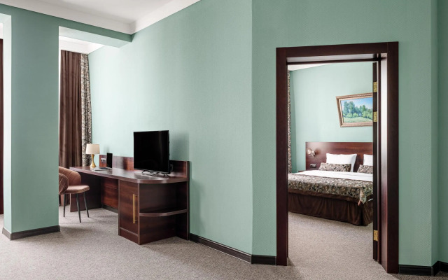 Zarechny SGH (SGX)