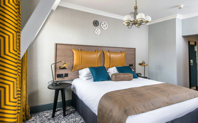 Abbey Hotel
