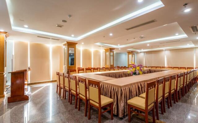 An Thuyen Hotel