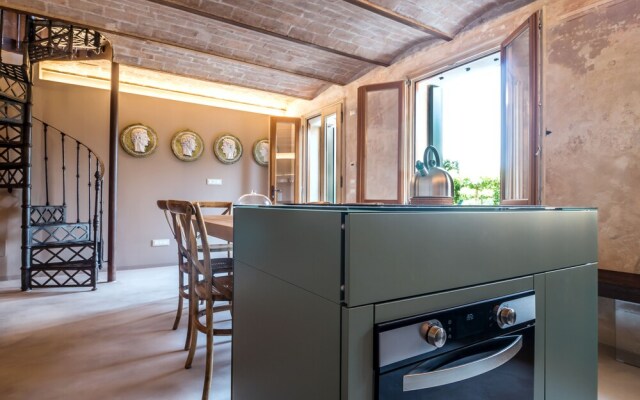 Exclusive House in Asolo Art and Design