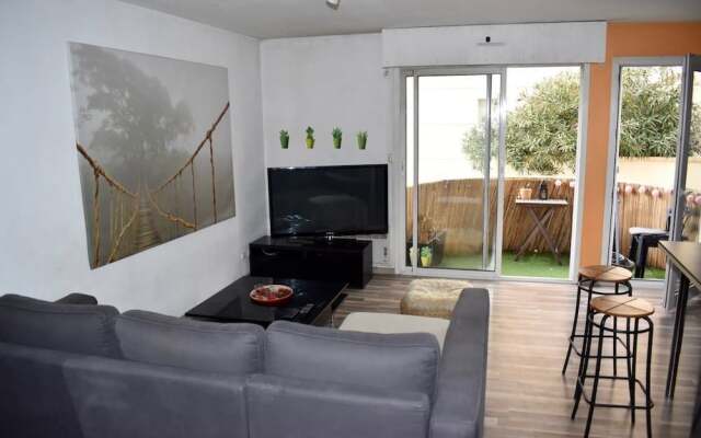 Air Rental - T2 à 50m du tram